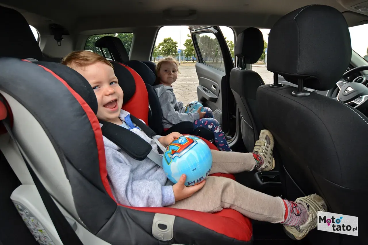 Zdjęcie Od kiedy dziecko bez podstawki? Przepisy i zalecenia dla rodziców