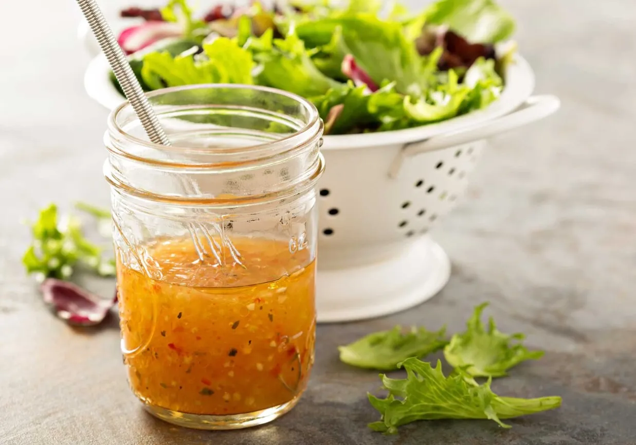 dopasowanie sosu do sałatki