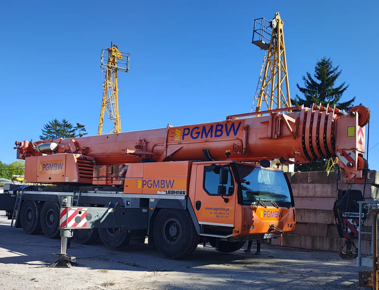 operator dźwigu samojezdnego praca