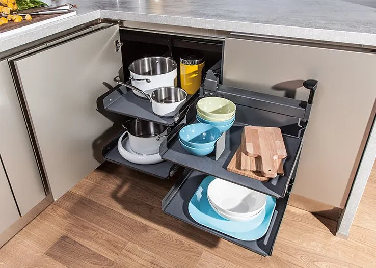 r&oacute;żne systemy szafek narożnych w kuchni por&oacute;wnanie