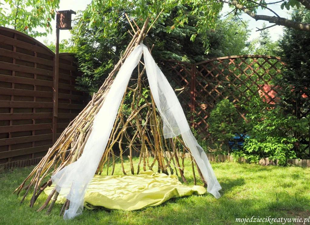 Zdjęcie Jak zrobić tipi w ogrodzie? Proste instrukcje na każdą pogodę!