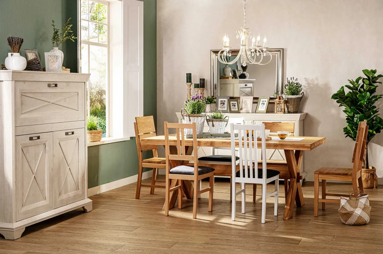 Przykłady aranżacji jadalni z ławką przy stole