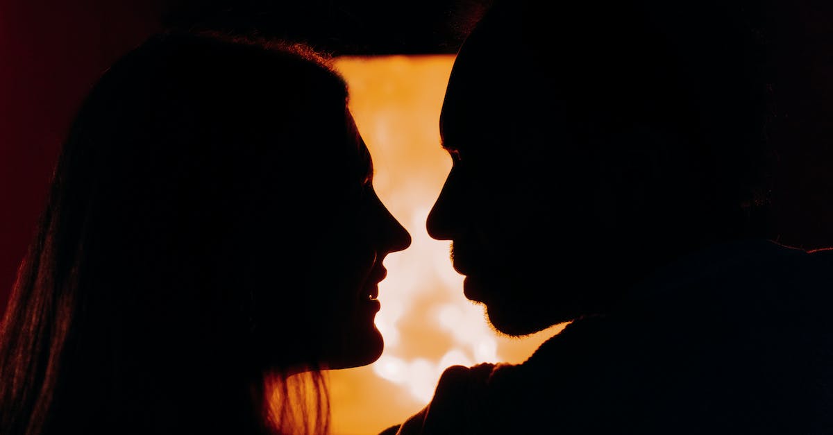 Darmowe filmy lesbijek - Zobacz online gorące filmy o lesbijkach