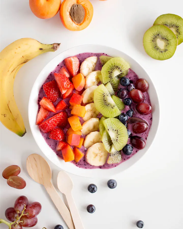 Zdjęcie Delicioso batido de frutas del bosque que no puedes dejar de probar