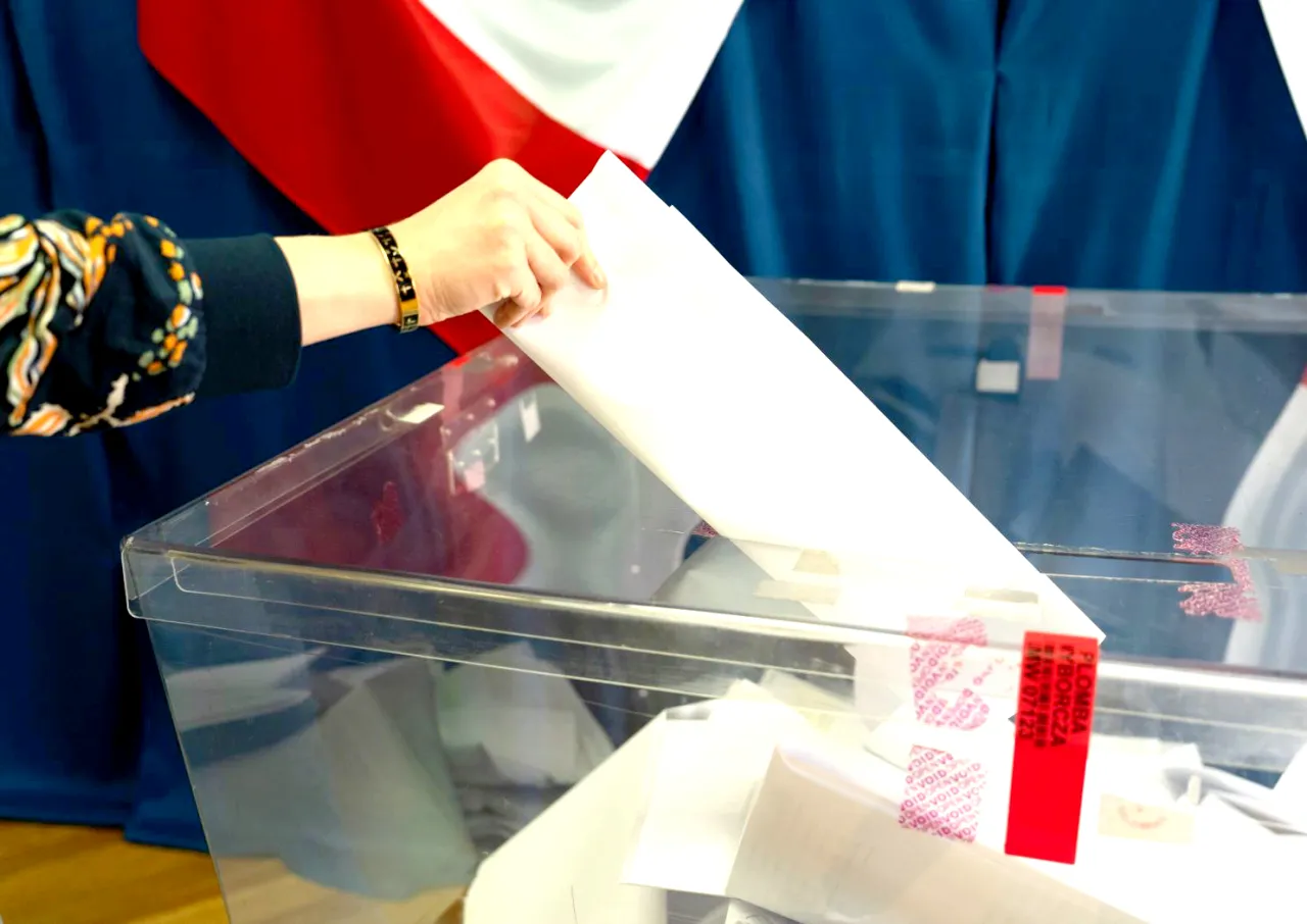 Zdjęcie Kto jak głosował w senacie? Odkryj kontrowersyjne wyniki głosowania