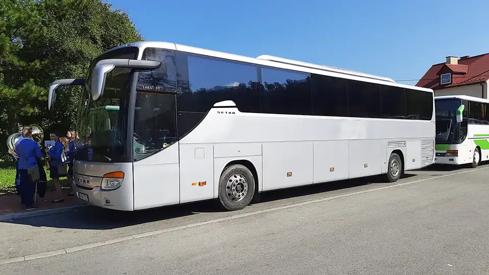 Cennik wynajmu autokaru za kilometr w Polsce