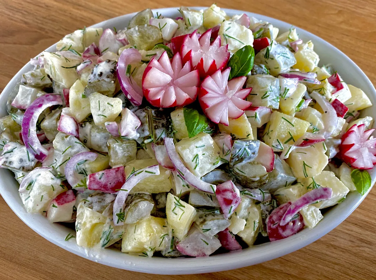 składniki na niemiecką sałatkę ziemniaczaną