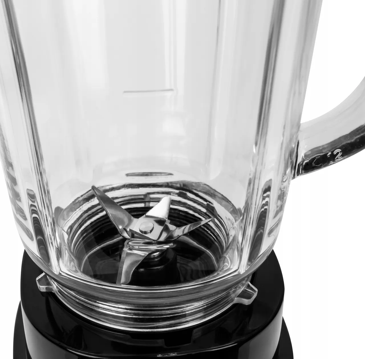 Materiały kielichów blenderów: szkło, plastik, tritan