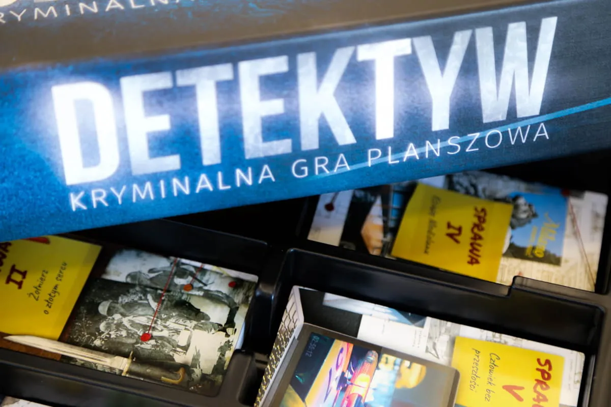 Detektyw Kryminalna Gra Planszowa pudełko i komponenty