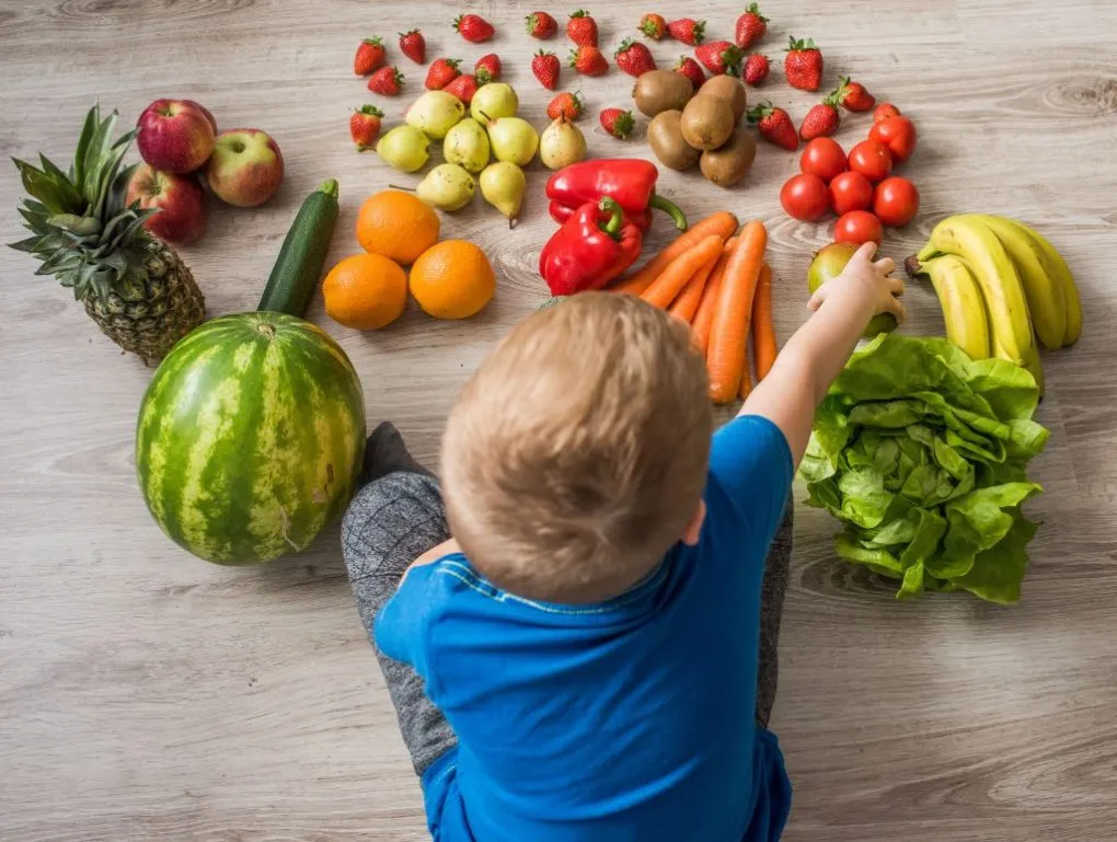 Zdrowa żywność i osoba uprawiająca sport