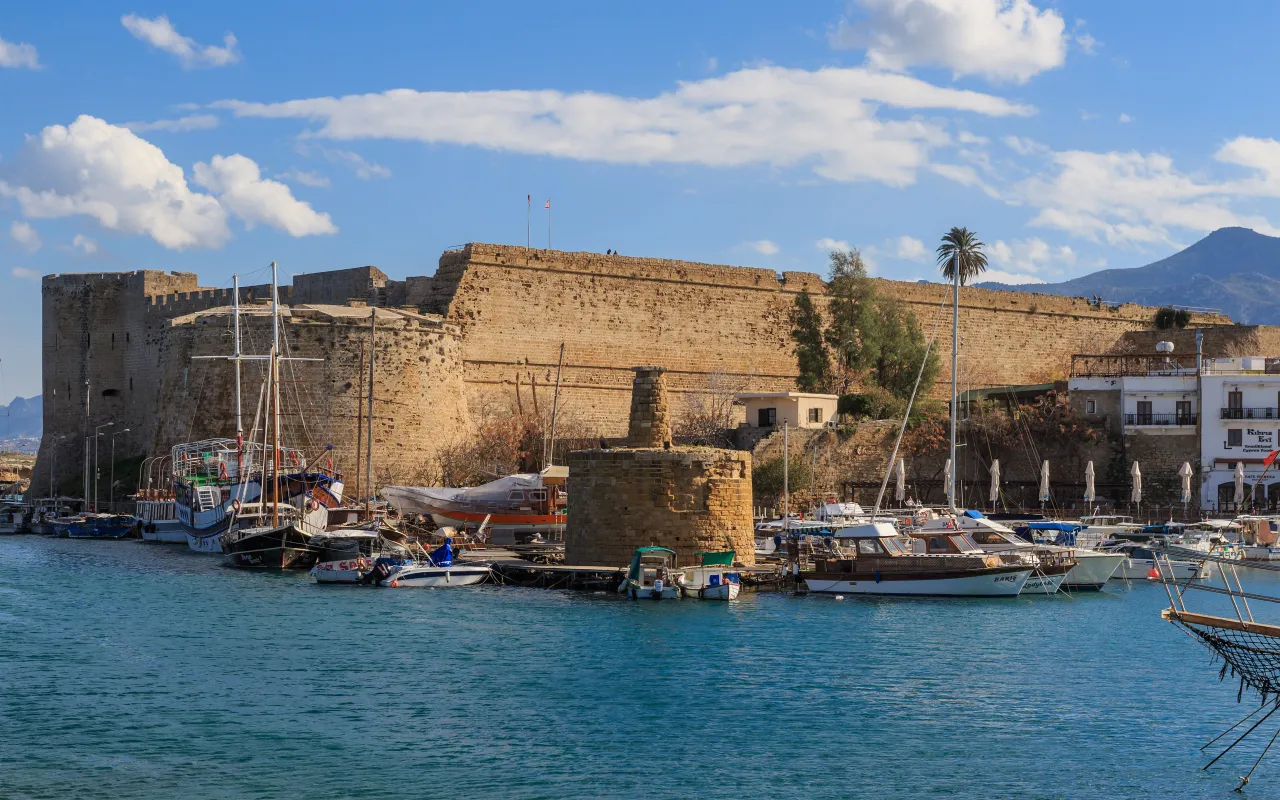 Kyrenia port zamek