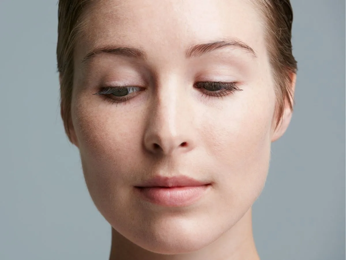 składniki aktywne rozświetlające cerę