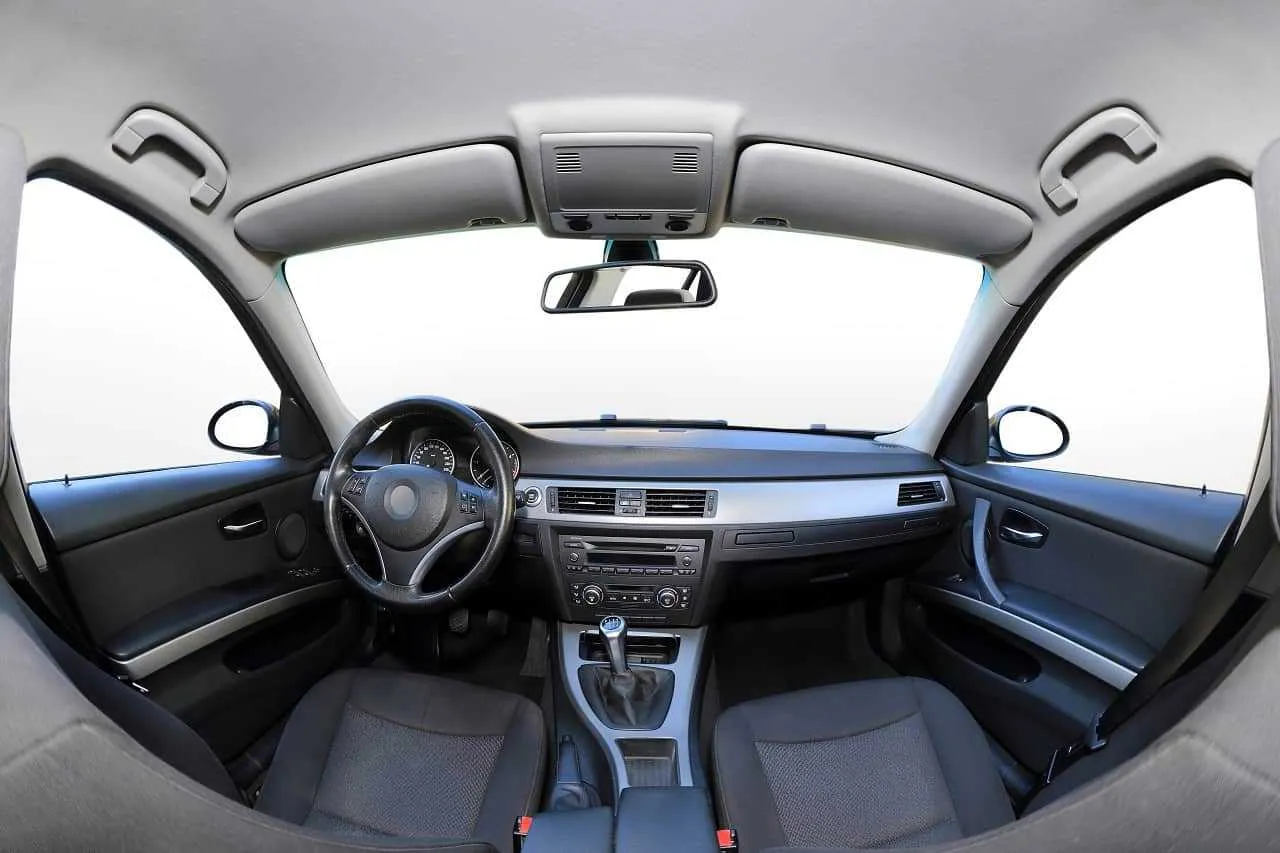 Wpływ wyposażenia samochodu na wartość