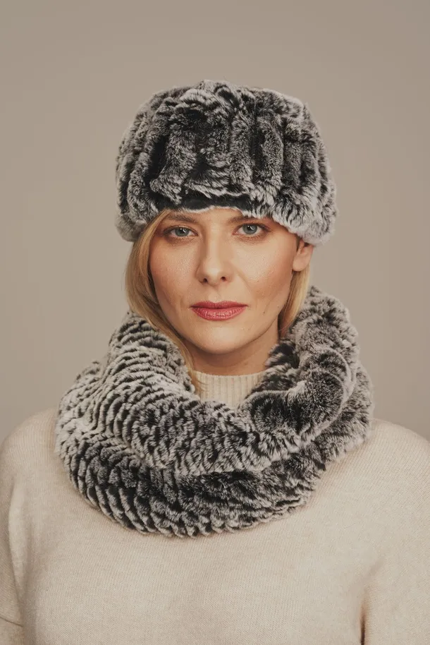Zdjęcie Jaki szalik do futra - idealne połączenia kolorów i stylów