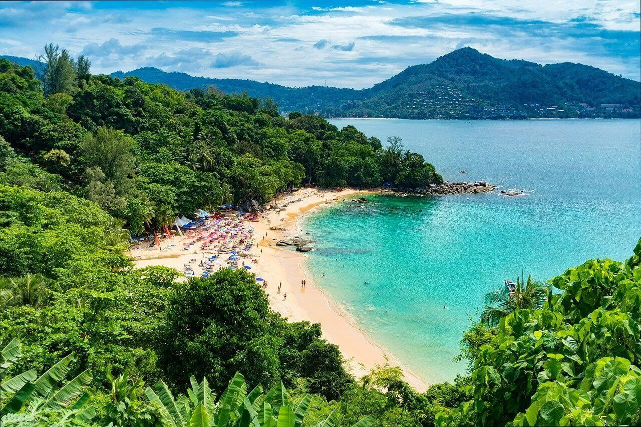Zdjęcie Phuket: Unikaj turystycznego szaleństwa. Idealna pora roku na wakacje