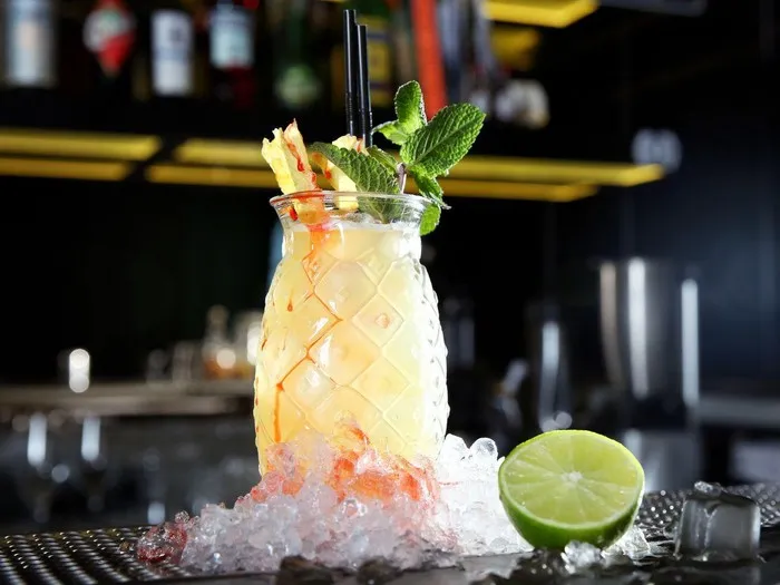 Zdjęcie Pyszny drink z mlekiem kokosowym i wódką, który musisz spróbować