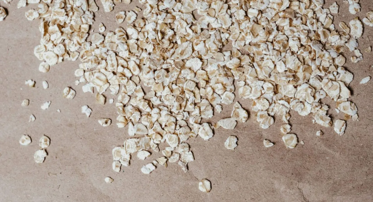 Zdjęcie Wie viel Kalorien haben 50 g Haferflocken und was steckt noch drin?