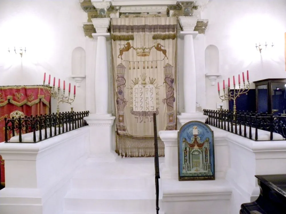 Zdjęcie Co to synagoga i czym zasadniczo różni się od kościoła? Różnice