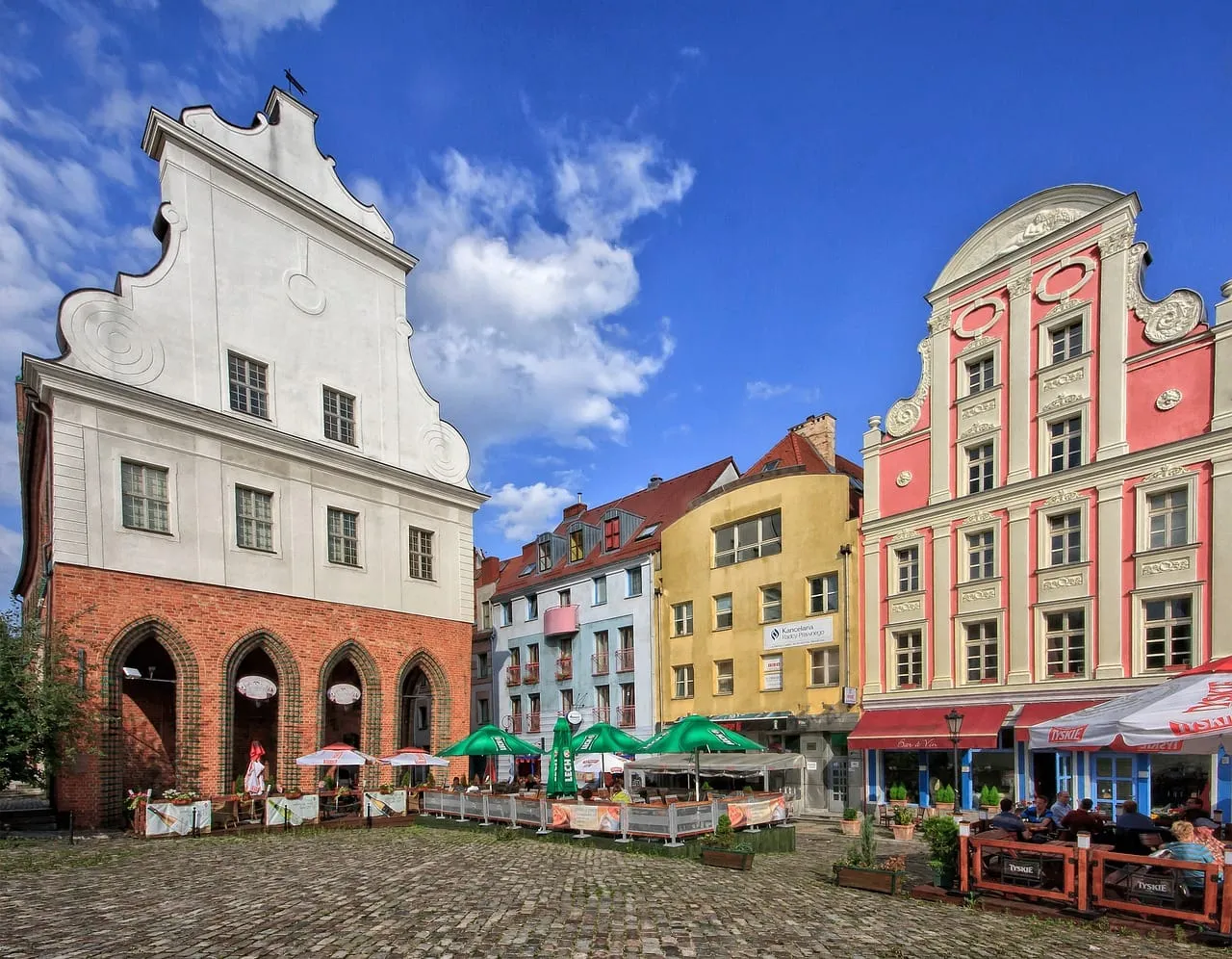 Zdjęcie Gdzie zjeść w Kościerzynie? Odkryj najlepsze restauracje i smaki
