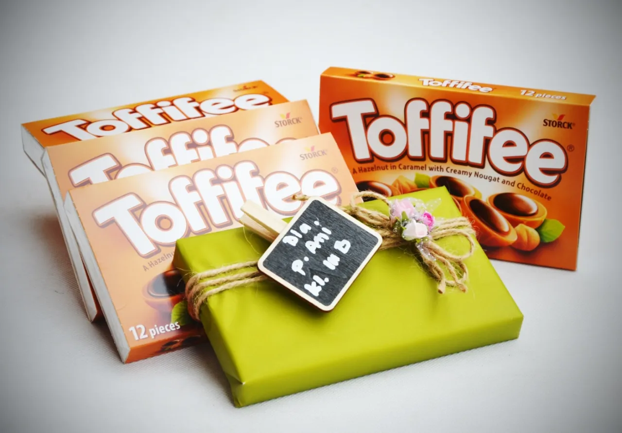 Zdjęcie Co kupić wychowawcy na koniec roku? 10 niezapomnianych prezentów