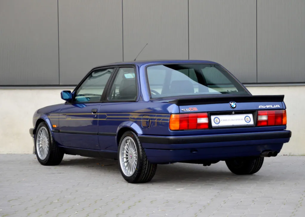 Zdjęcie BMW E30 Coupe – historia, specyfikacje i kultowy status modelu