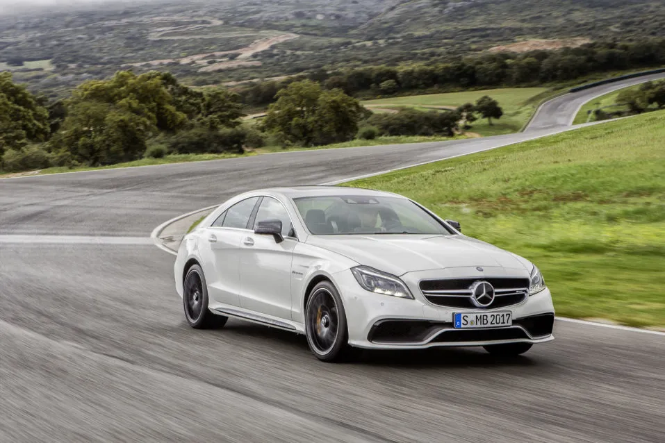 Zdjęcie Mercedes-Benz CLS AMG – pełne informacje o modelach i ich cechach