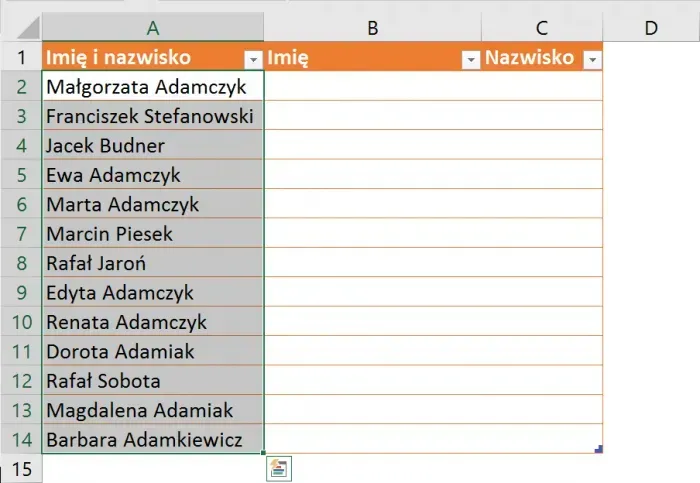 Zdjęcie Jak podzielić komórki w Excelu – proste metody na uporządkowanie danych