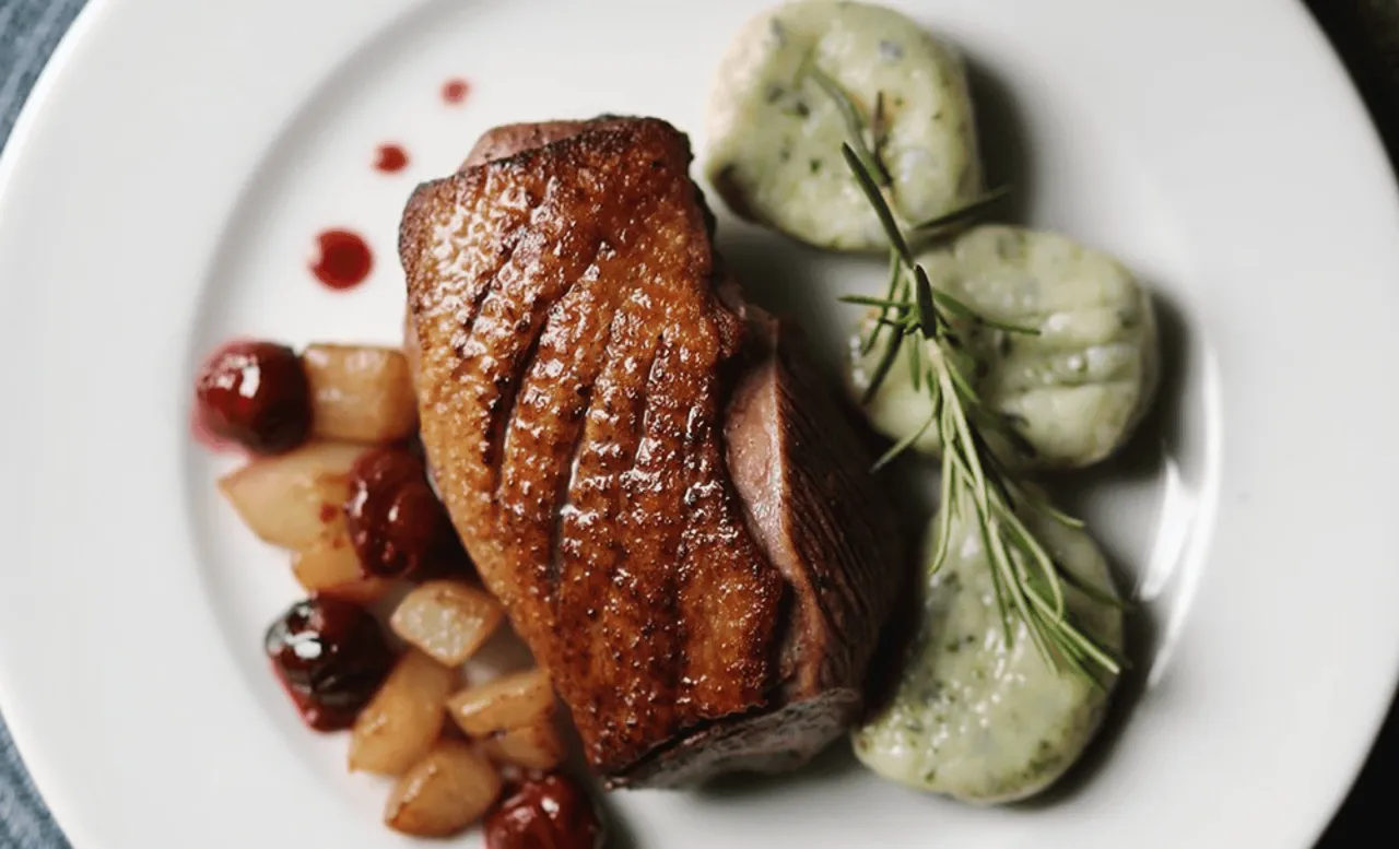 Zdjęcie Gdzie zjeść w Stroniu Śląskim? Najlepsze restauracje i atrakcje kulinarne