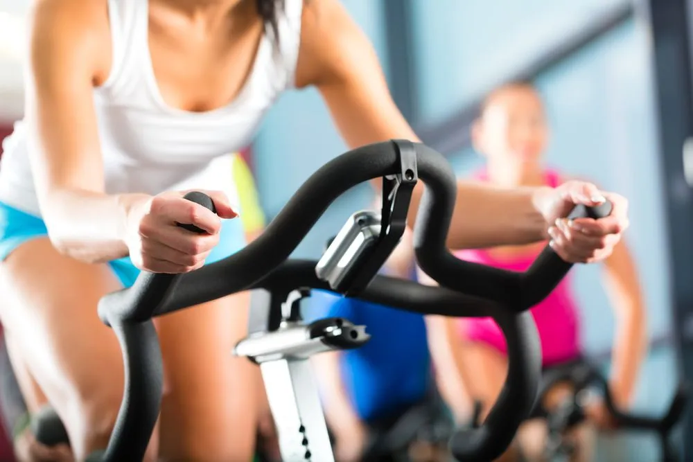 Zdjęcie Ile kalorii spalisz na rowerku stacjonarnym przy 10 km jazdy?