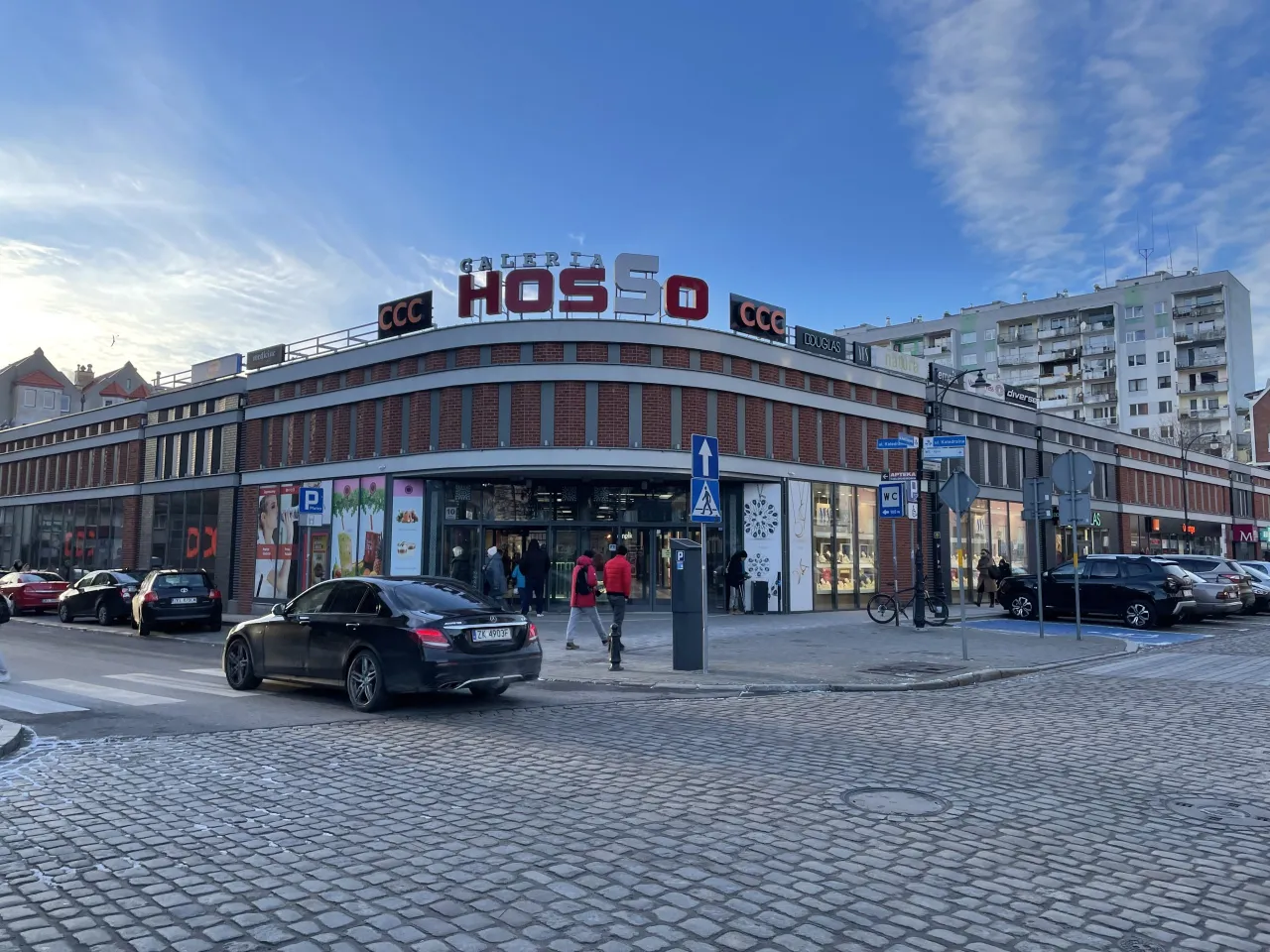Zdjęcie Galeria Molo Kołobrzeg - jakie sklepy oferują najlepsze zakupy?