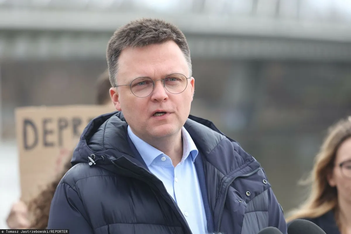Zdjęcie Jak zarabia Hołownia? Zaskakujące fakty o jego dochodach i źródłach