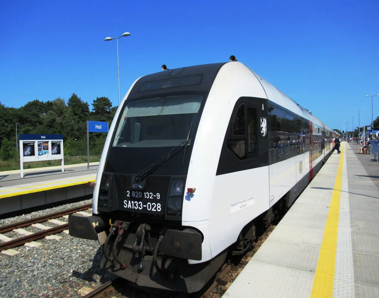 Zdjęcie Jak dojadę Gdynia Hel? Wszystkie opcje transportu, rozkłady i ceny biletów