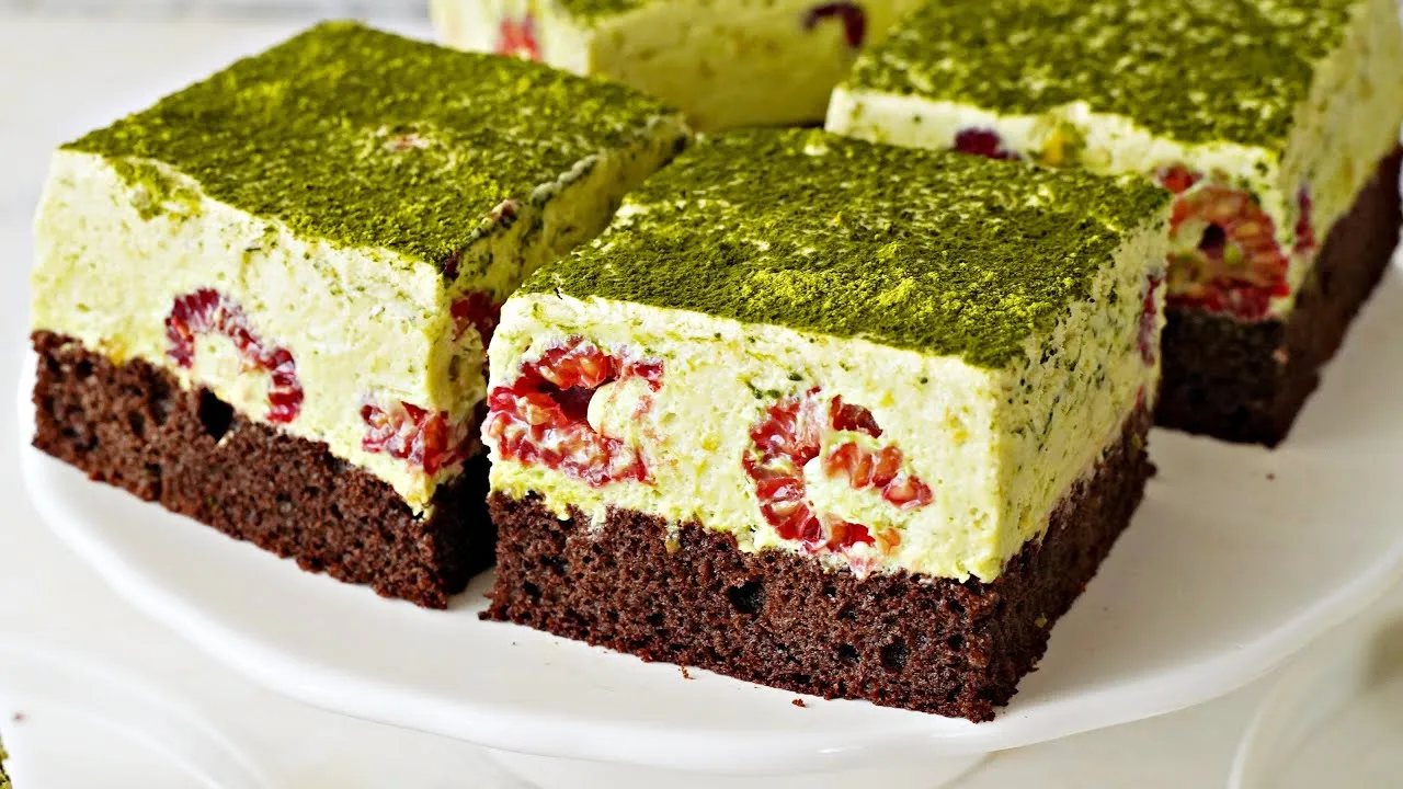Zdjęcie Czy ciasto z pistacjami i masą pistacjową to wyjątkowy deser?