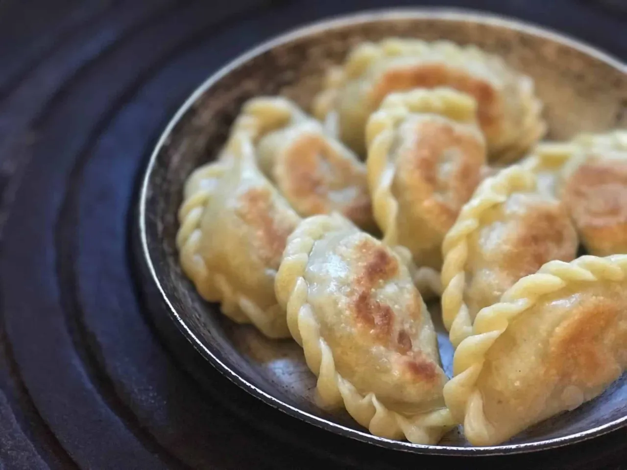 Zdjęcie Przepis na ciasto na pierogi Siostry Anieli – sprawdzony sposób na idealne pierogi