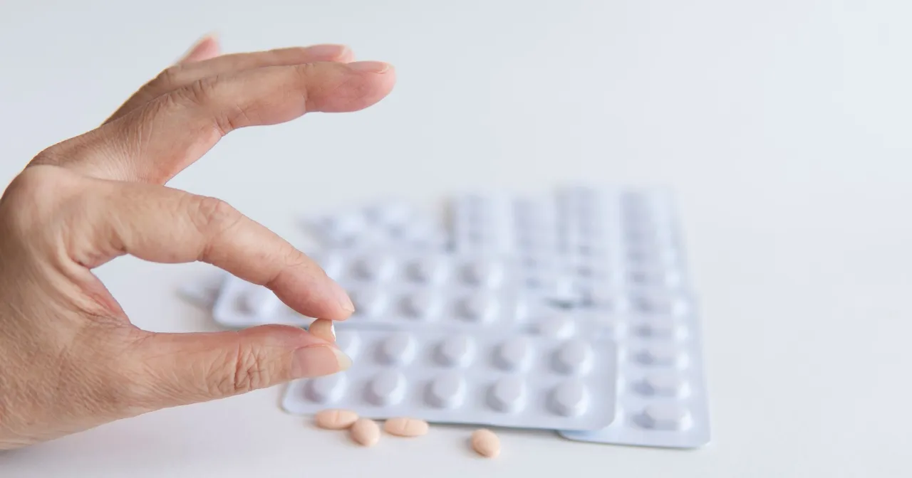 Zdjęcie Czy leki na cholesterol można odstawić? Ryzyka i bezpieczne alternatywy