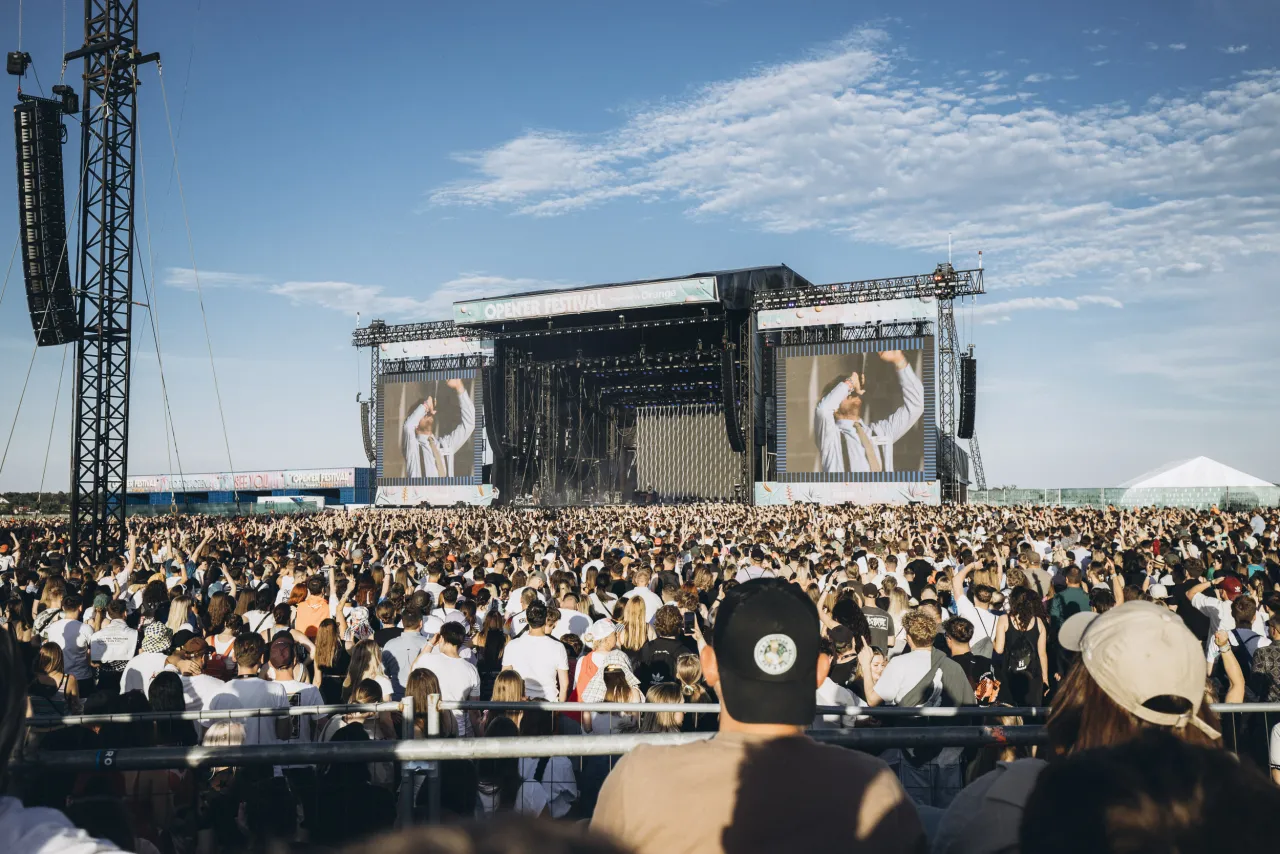 Tones and I koncert Open'er Festival