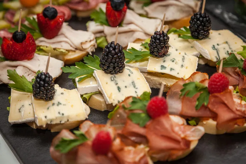 kreatywne jedzenie na imprezę urodzinową