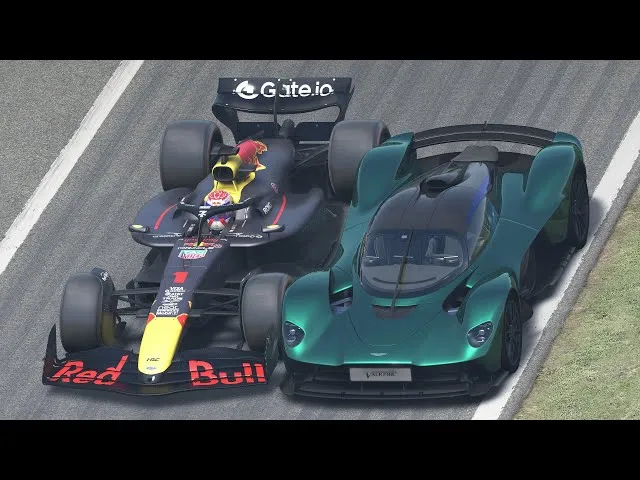 Max Verstappen prywatne samochody Aston Martin Valkyrie Ferrari Monza SP2