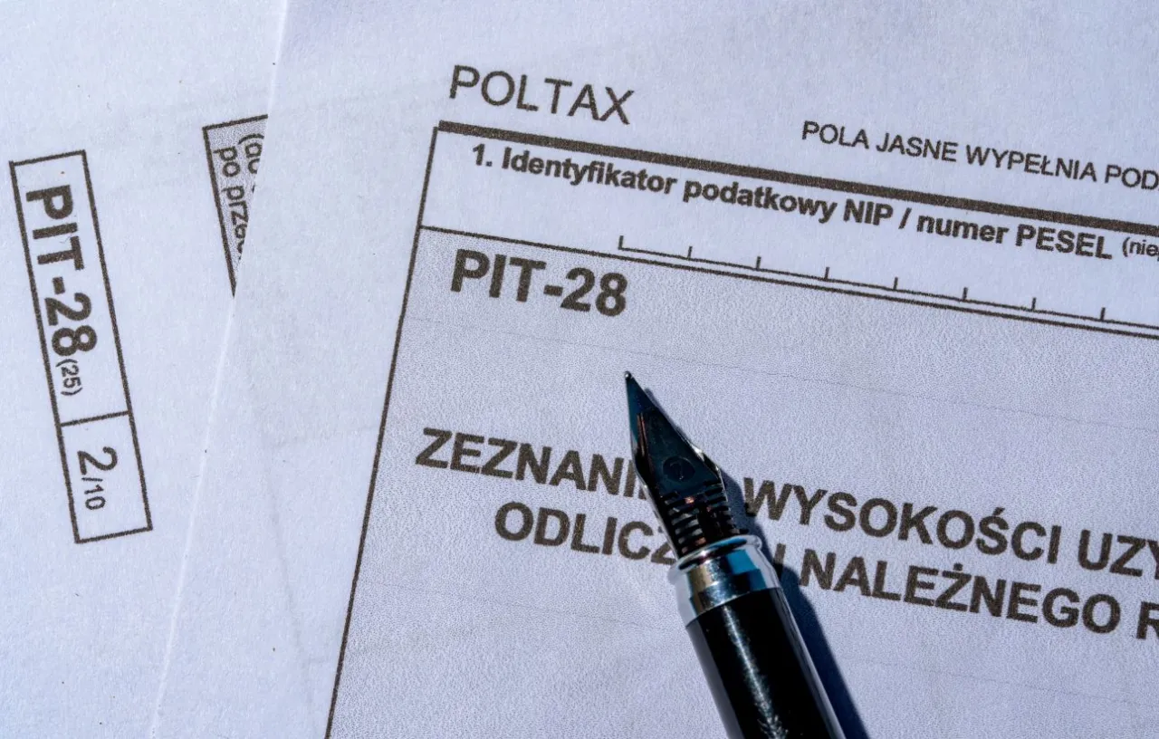 kalendarz podatkowy wynajem PIT-28 2026