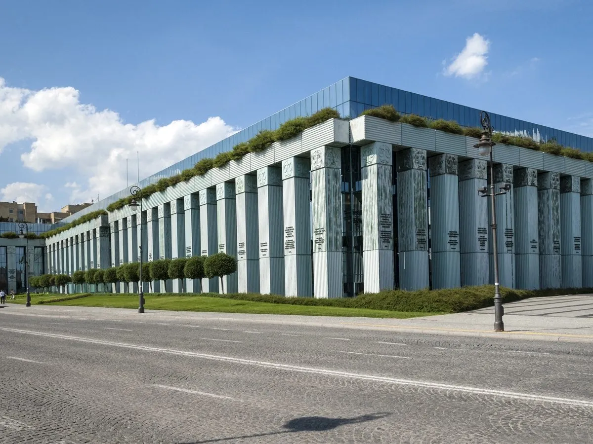 Sąd Najwyższy w Warszawie, gdzie rozstrzygane są kluczowe sprawy prawne.