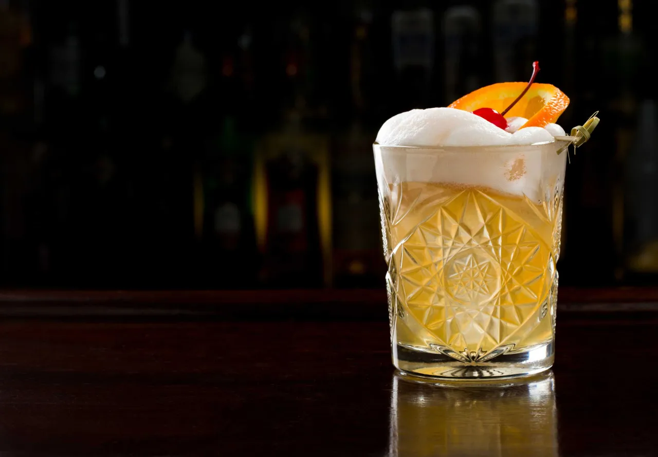 klasyczne koktajle z whisky Old Fashioned Whisky Sour