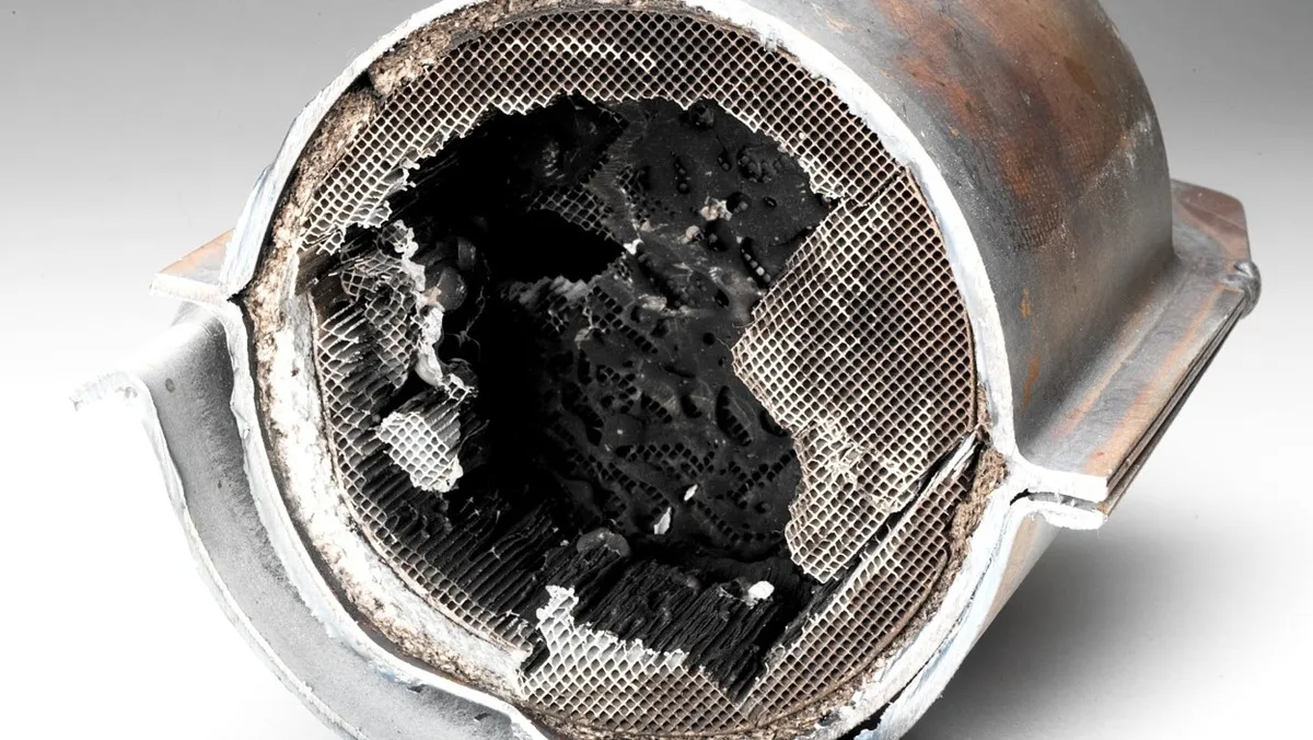 uszkodzony katalizator przyczyny