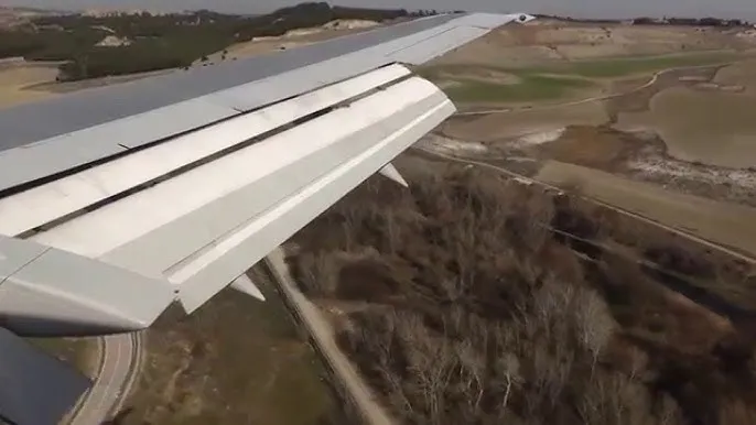 Samolot na lotnisku w Madrycie