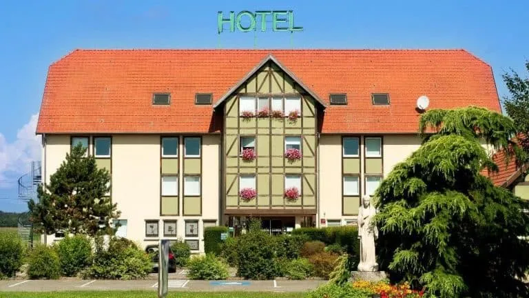 motel przy autostradzie parking nocleg tranzytowy