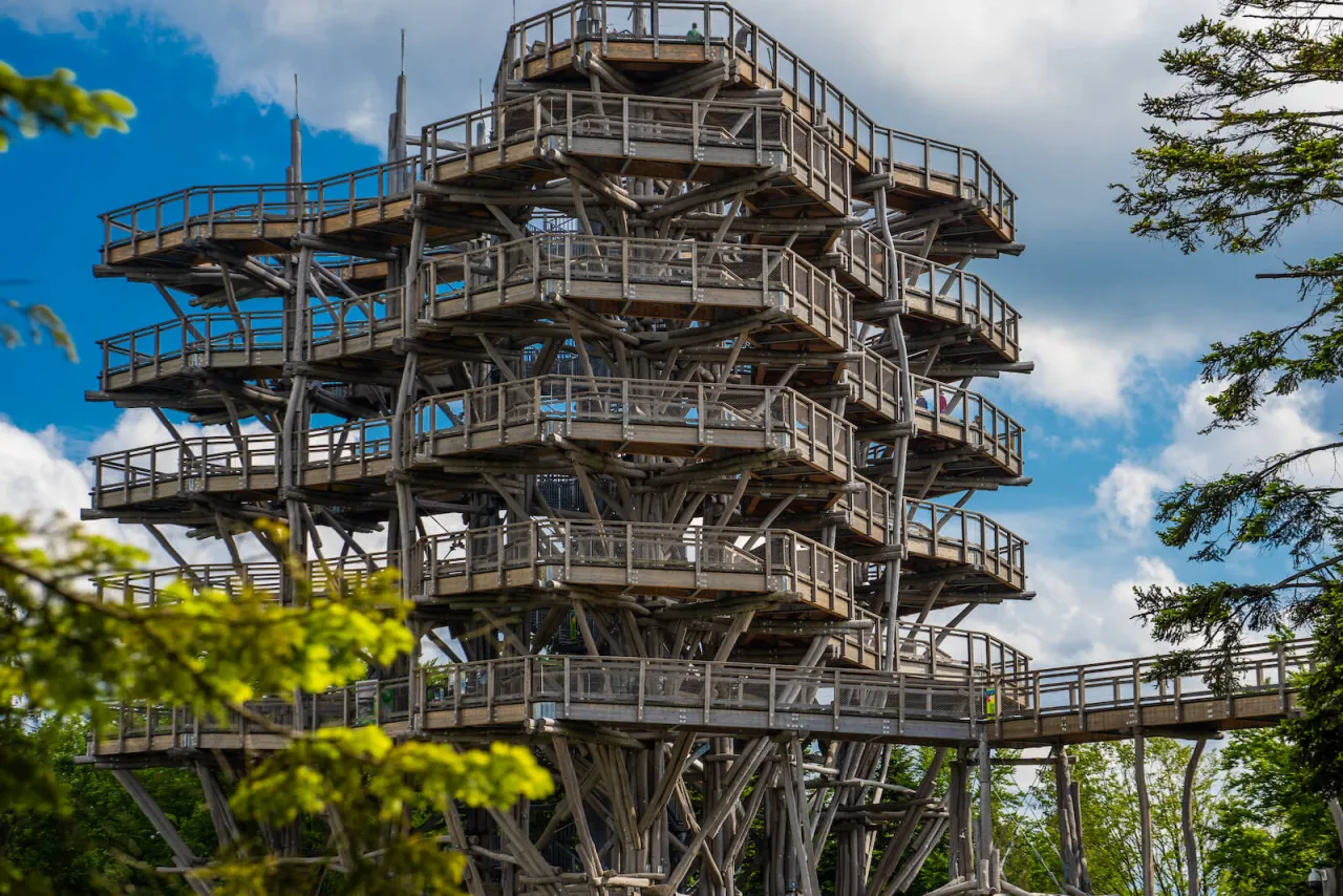 Wieża widokowa Krynica-Zdr&oacute;j Słotwiny arena