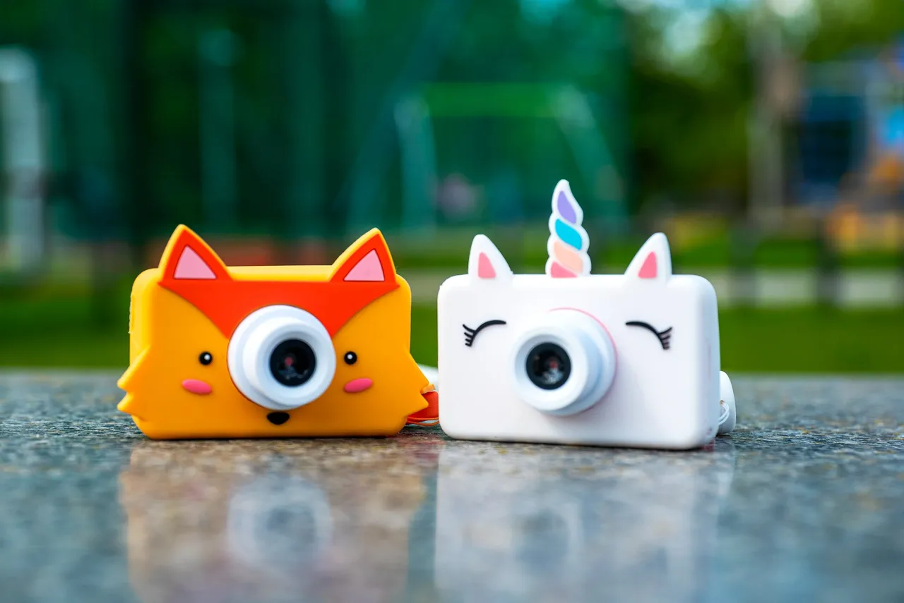 aparat dla dziecka w r&oacute;żnym wieku