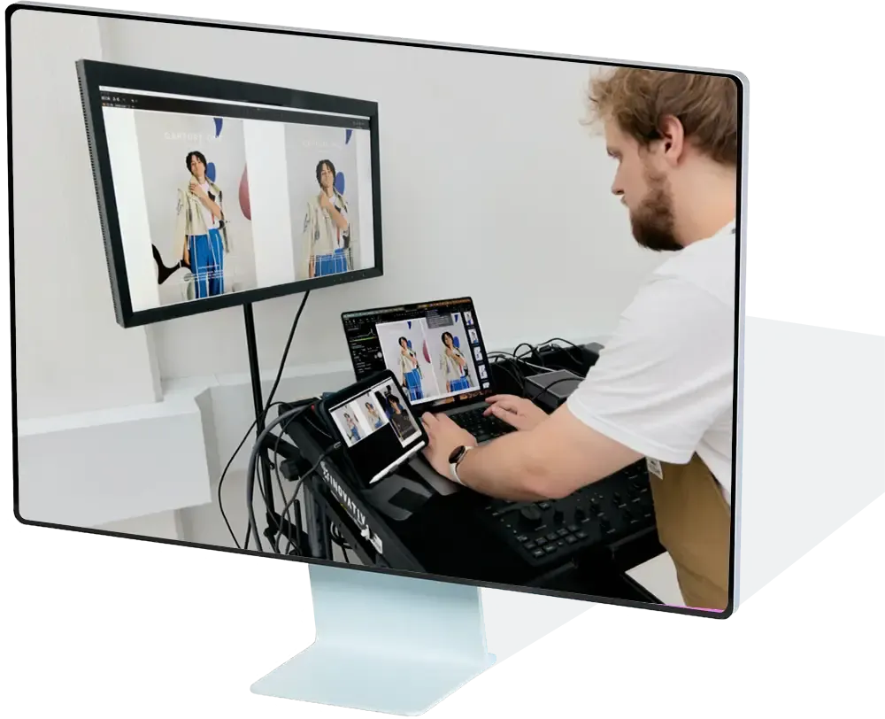 Porównanie usług online i stacjonarnych fotografia