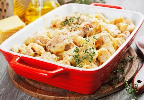 zapiekanka z kalafiorem i kurczakiem