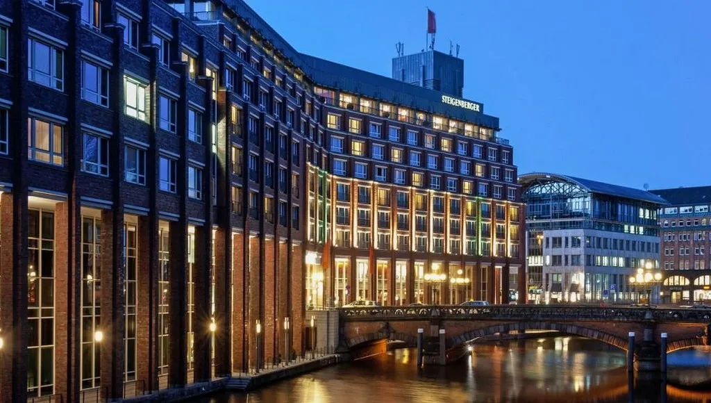 Steigenberger Hotel Hamburg Fleetinsel Au&szlig;enansicht