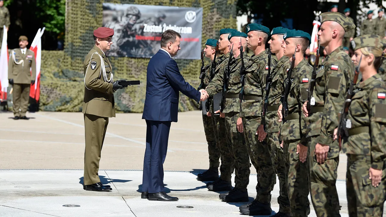 żołnierze w szkoleniu podstawowym wojsko polskie